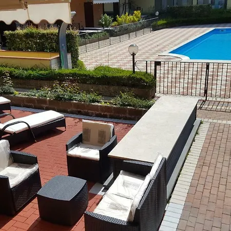 Corte Magenta Apartament Moniga del Garda