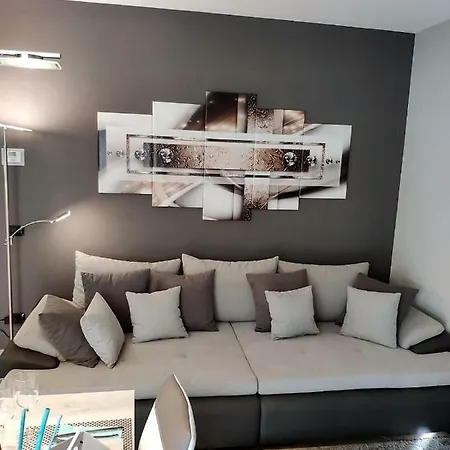 Corte Magenta Apartment